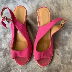 Pink wedges